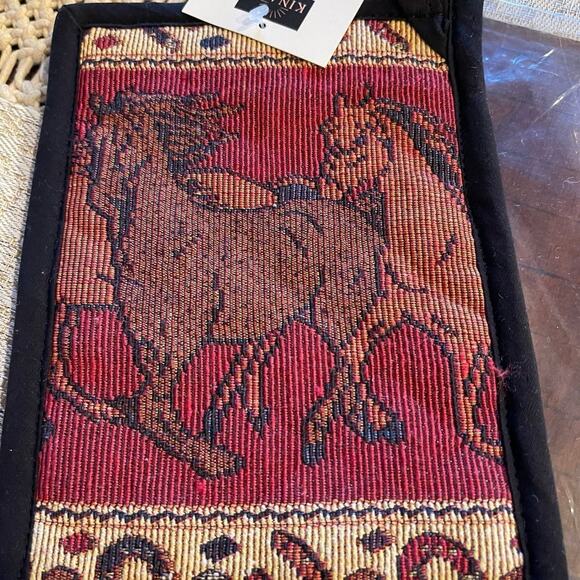 Kinara running Horses tapestry pot holder NEW in package - Picture 1 of 6
